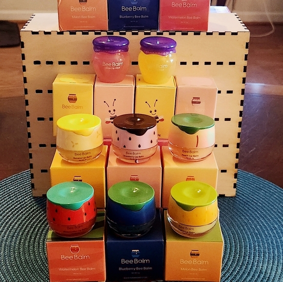 Banana Bee Balm Limited Edition Lip Balm - Picture 6 of 7